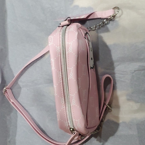 Hello Kitty pink canvas look hello kitty logo chainlink crossbody bag purse new - Picture 6 of 11
